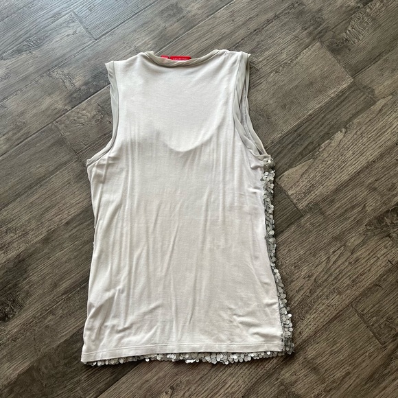 New York & Co Light Gray Sequin Top Size Small - Picture 2 of 7